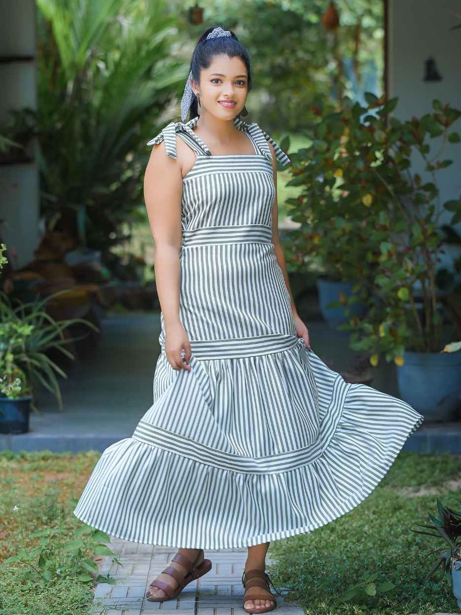 WOMEN fashion collection